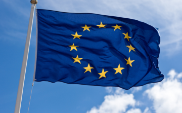 Brexit - A brit kormányfő egyik kihívója szerint Nagy-Britanniának újból csatlakoznia kell az EU-hoz