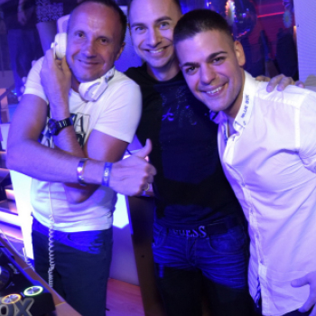 BLUE BOX - NIGHT OF LEGENDS - STERBINSZKY, DJ M