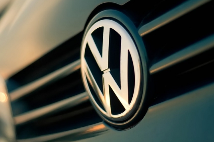 Megbírságolták egymilliárd euróra a Volkswagen csoportot