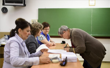 Népszavazás - Nem szavazhat, aki nem írja alá a névjegyzéket