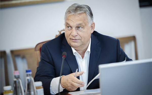 Orbán Viktor szerint abszurd, hogy a sejtetések és a sugalmazások miatt minket gondolnak korruptnak